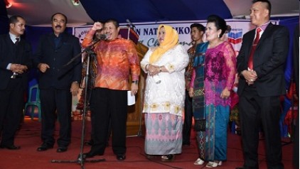 Bupati Amril Ajak Umat Kristiani Kuatkan Semangat Perdamaian